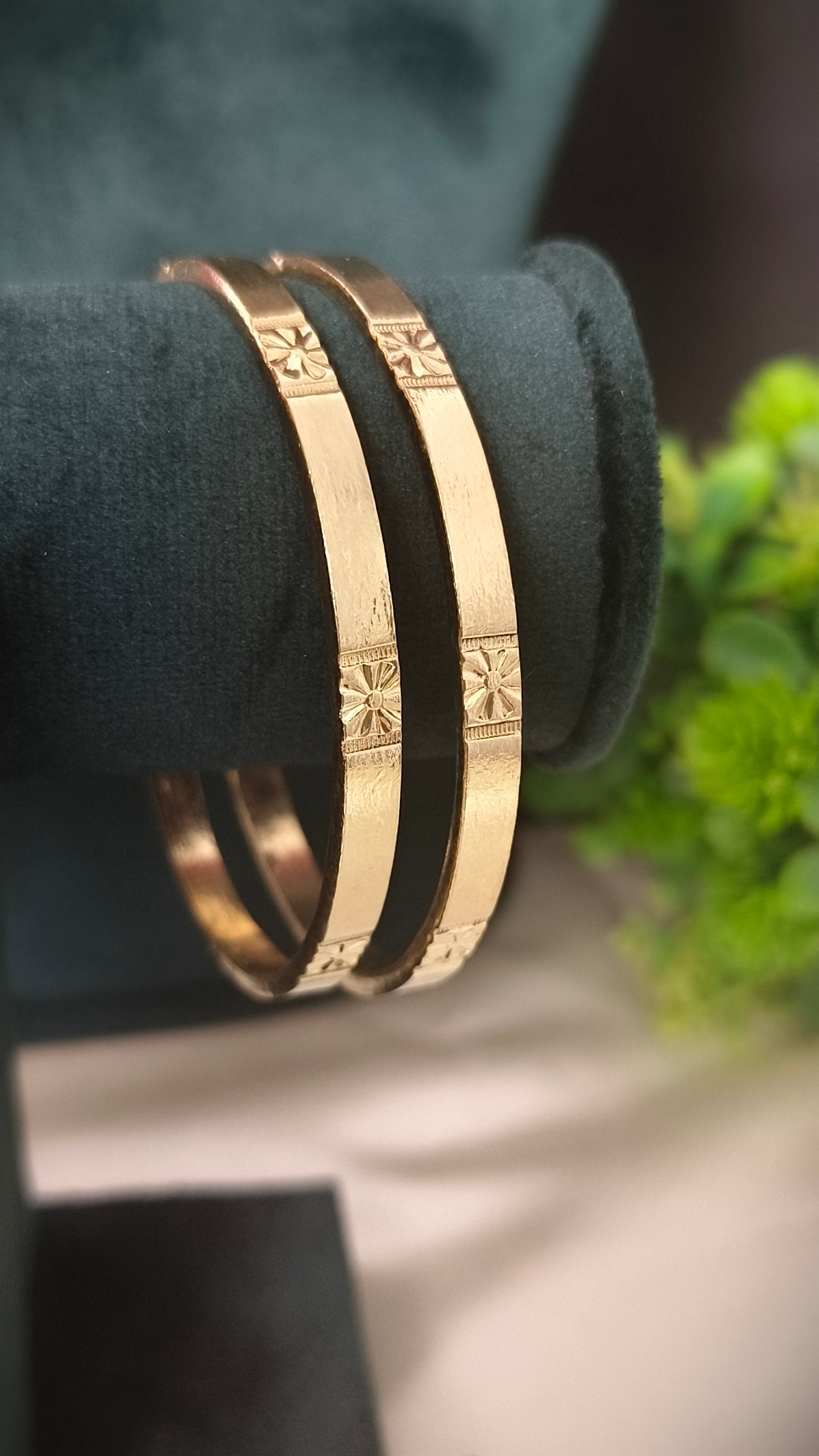 Panchaloham flower bangle (Flat Model)