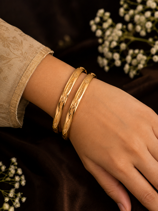 Panchaloham Polished Bangles (Elegant Leaf Design)