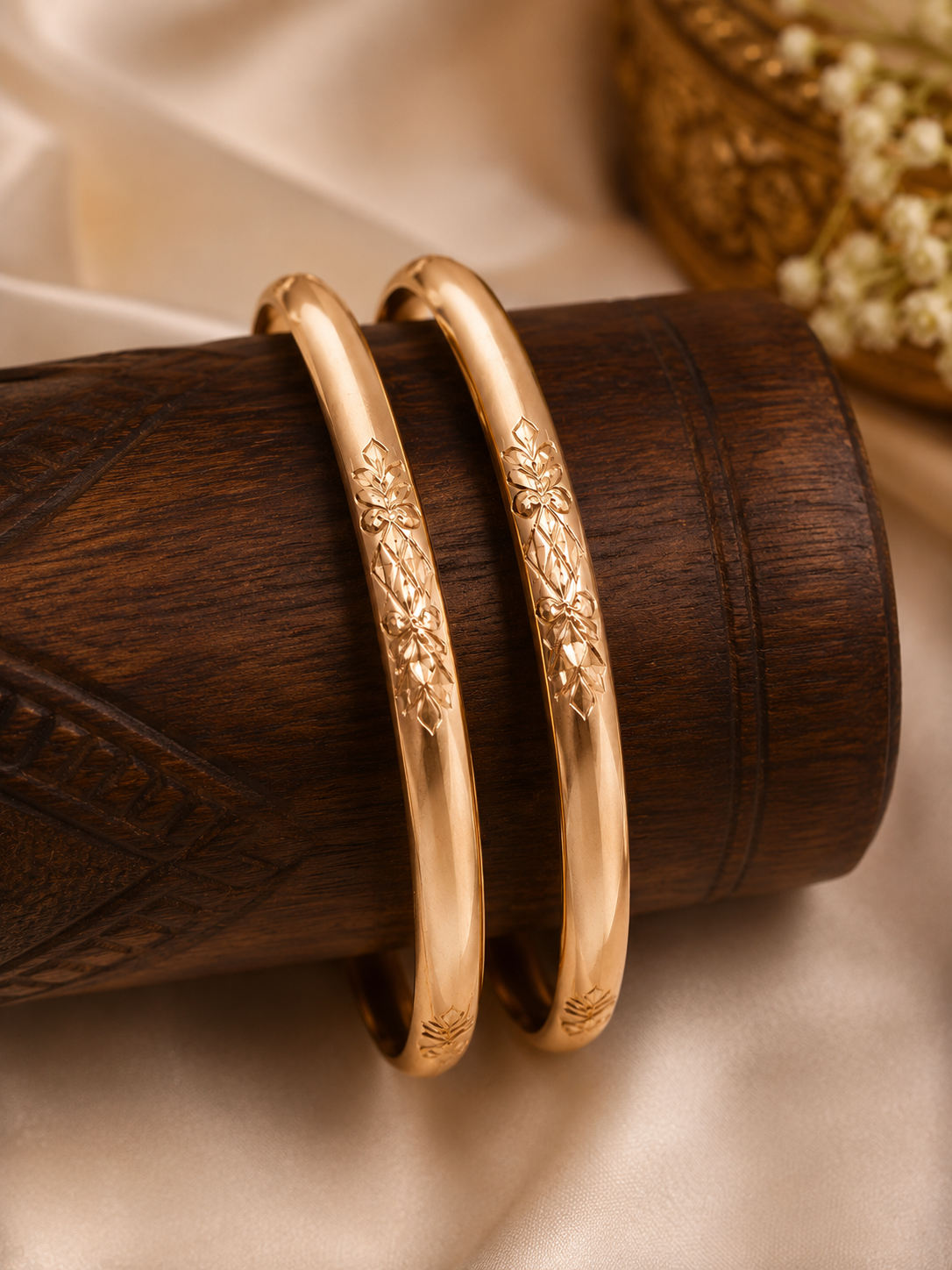 Panchaloham Unpolished Floral Engraved Bangles