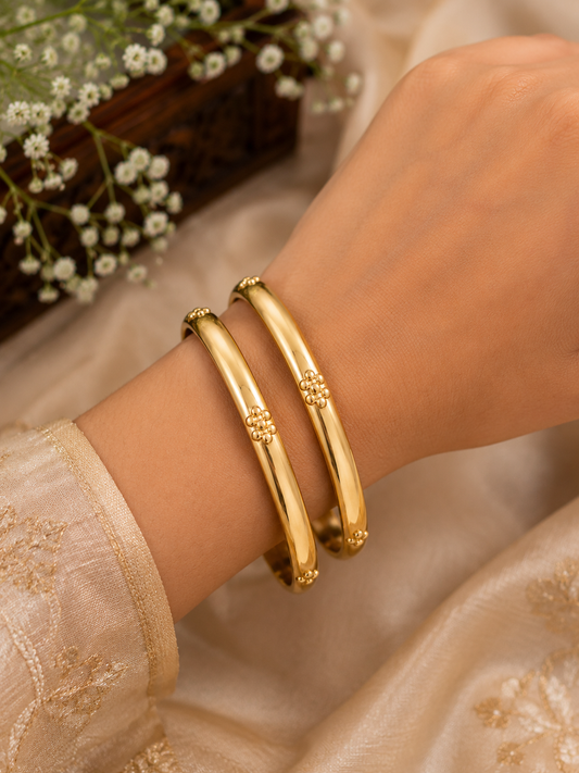 Panchaloham Unpolished Floral Dot Bangles